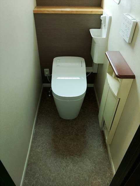 トイレ交換＆手洗器設置リフォーム@浜松市中区W様邸